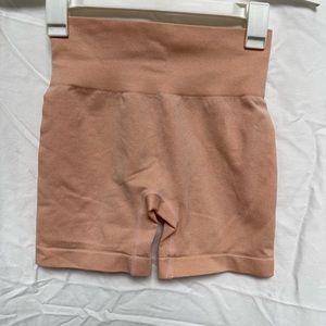 Workout/leisure shorts